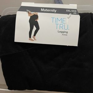 Time and tru maternity leggings